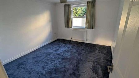 Avonwick Apartments, Aveland Road, Torquay, TQ1 - Photo 2