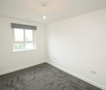 2 bed Apartment for Rent - Photo 5