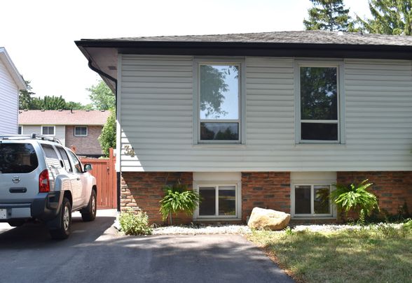 For Lease - 34 Barry Street, St. Catharines, Ontario - Photo 1