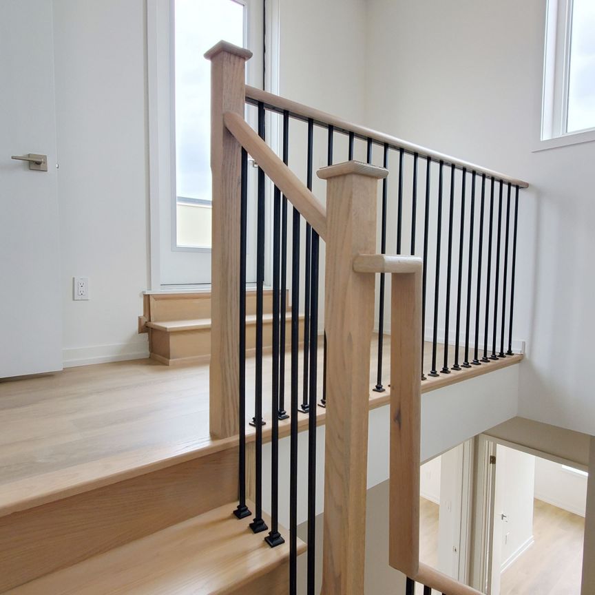 For Lease - 15 Lytham Green Circle Unit# 3, Newmarket, Ontario - Photo 1