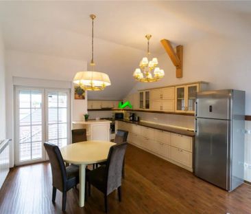 Penthouse de inchiriat 3 camere terasa Sibiu Dumbravii Sub Arini - Fotografie 2