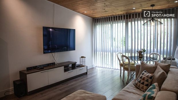 Calle de Manresa, Madrid, Community of Madrid 28034 - Photo 1