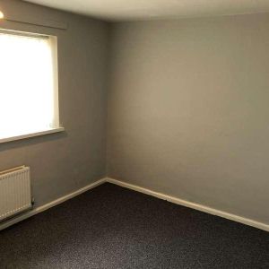 Altair Avenue, Manchester, M22 - Photo 2