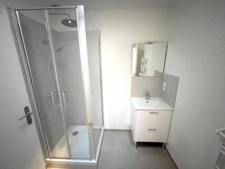 Location Appartement 1 pièce 30m² TOURS 37000 - Photo 4