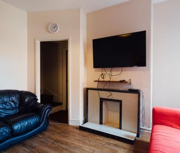 5 bedroom house to rent - Photo 1