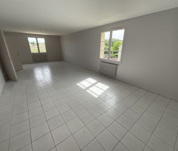 A LOUER - Maison de 144.91m² entièrement rénovée avec jardin clos e... - Photo 6