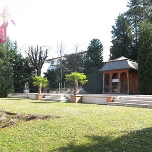 Einfamilienhaus mit Einliegerwohnung, Garten und Pool - Foto 3