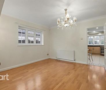 4 bedroom bungalow to rent - Photo 1