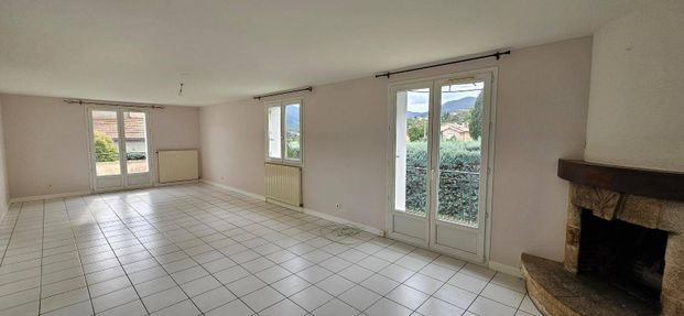 Location maison 6 pièces 111 m² à Privas (07000) - Photo 1