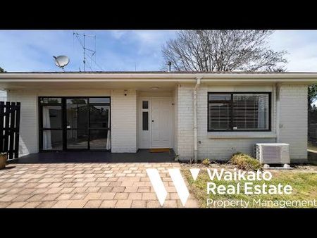 Stand-alone, Fully Renovated Family Home - Photo 5