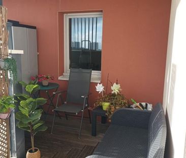 Location Appartement 2 pièces 44m² ST NAZAIRE 44600 - Photo 2