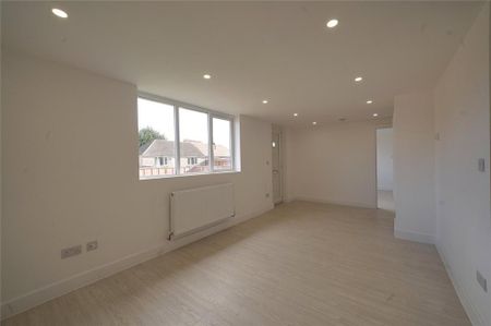 2 bedroom bungalow to rent - Photo 2