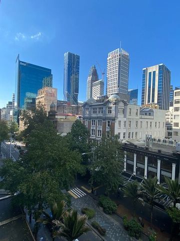 Large 2 bedroom, Central Queen Street - Photo 4