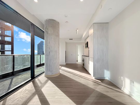 For Lease - 35 Parliament Street Unit# 1902, Toronto, Ontario - Photo 1