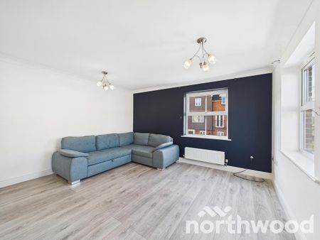 2 bedroom flat to rent - Photo 2