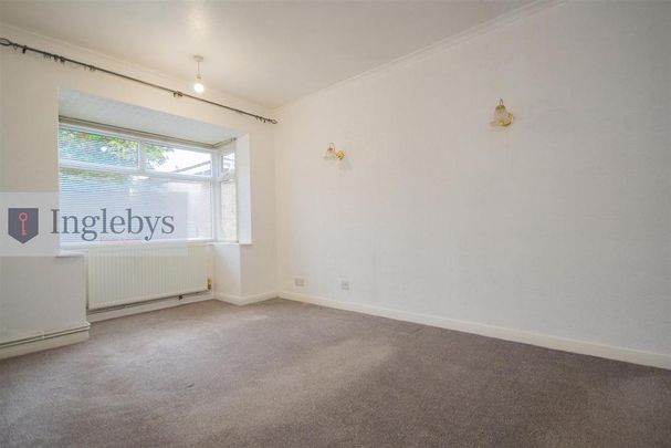 2 bedroom detached bungalow to rent - Photo 1