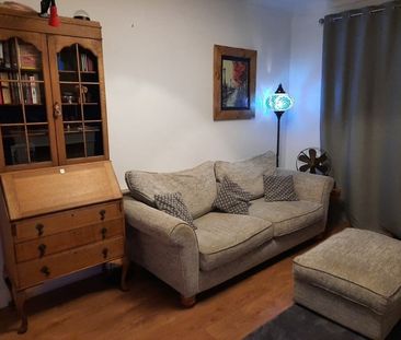 Room in a Shared Flat, Manor Lane, SE12 - Photo 3