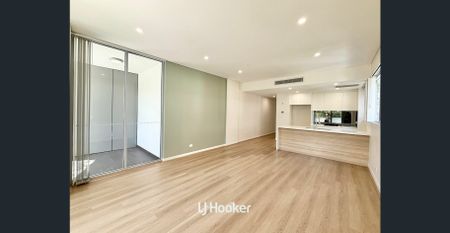 Bright and Spacious with a Study - Photo 2