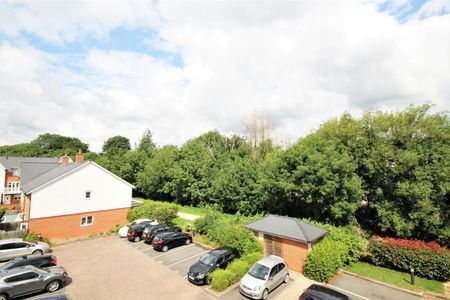 Sierra Road, High Wycombe - Photo 5