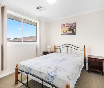 Exquisite Family Living in a Modern Luxury Home - Photo 6