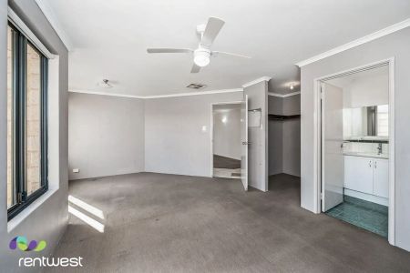24 Amherst Road, Canning Vale WA 6155 - Photo 2