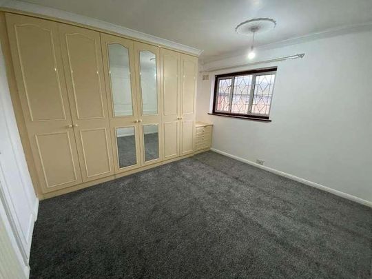 Roosevelt Way, Dagenham, RM10 - Photo 1