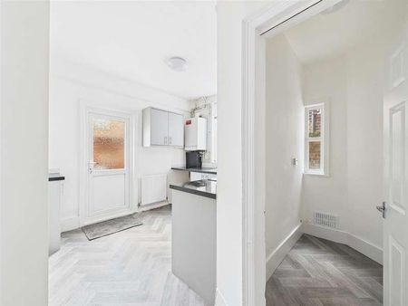 Brisbane Avenue, Wallasey, CH45 - Photo 5