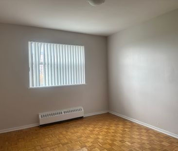 For Lease - 65 North Service Road Unit# 604, Mississauga, Ontario - Photo 6