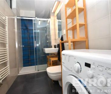 Pronájem bytu 1+kk /+lodžie, sklep, Praha 5, Smíchov - Photo 4