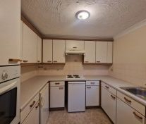 1 bed Apartment for Rent - Photo 6