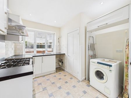 Hill Avenue, Amersham, Buckinghamshire,HP6 - Photo 5