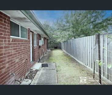 4/36-38 Clarendon Street, Cranbourne, Vic 3977 - Photo 3