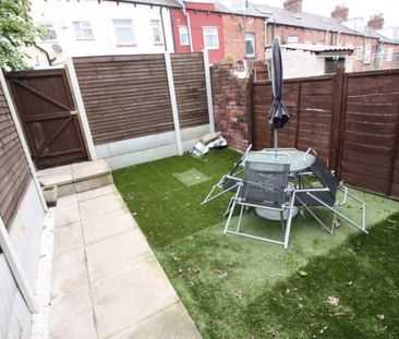 3 bed Terraced - To Let - Photo 6