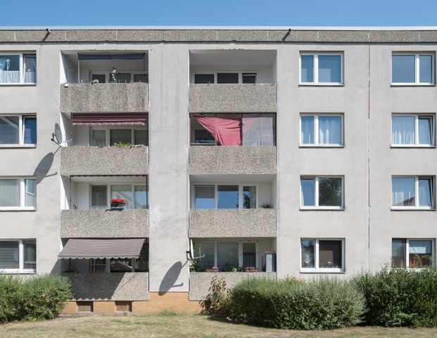 Anmietung zum 01.03.2025! Gut aufgeteilte 3 Zi. Wohnung in Wolfsburg-Vorsfelde mit Balkon - Foto 1