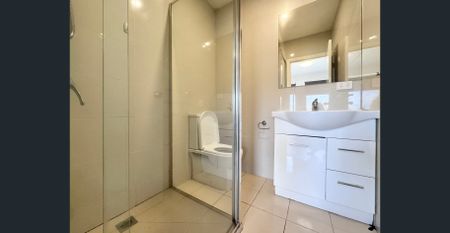 Modern 2 Bedroom, 2 Bathroom Townhouse Close to Monash University - Photo 2