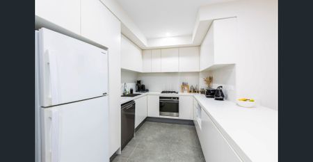 Modern & Spacious Living - Photo 5