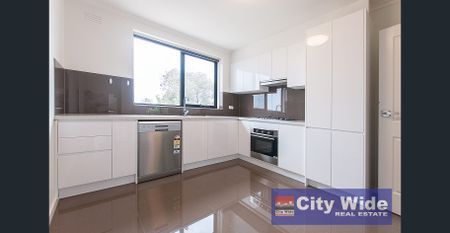 CITY WIDE REAL ESTATE- 2 Bedroom apartment very close to Monash Uni and Medical Centre! - Photo 5