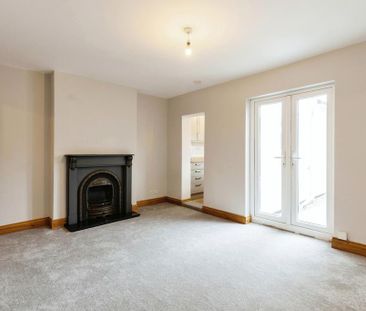 2 bedroom terraced house to rent - Photo 1