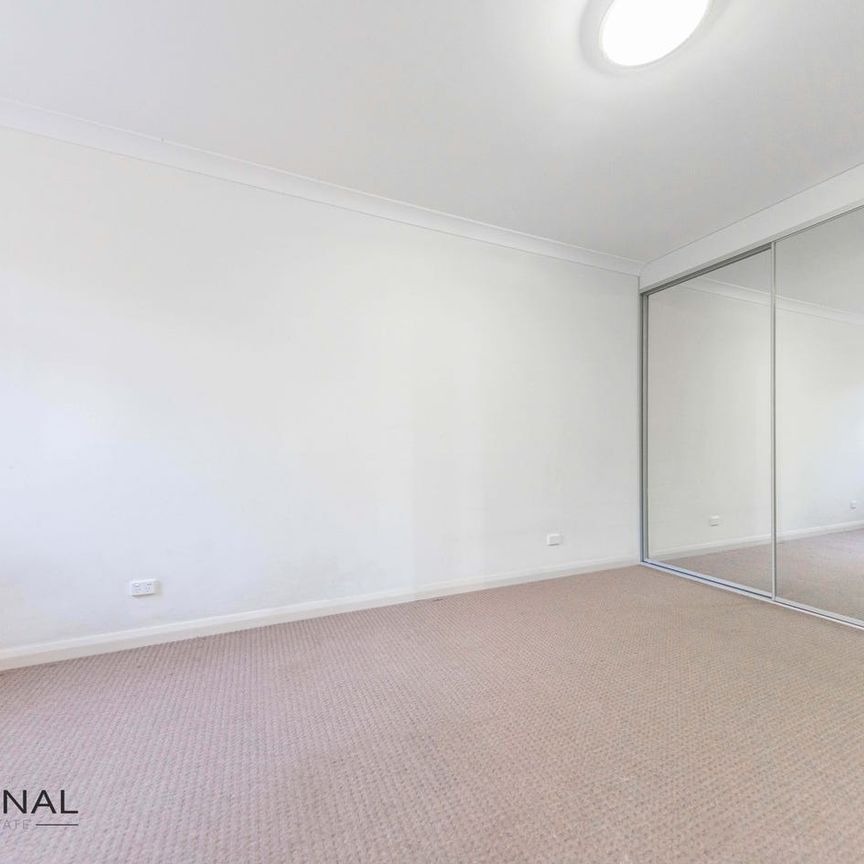 Spacious 1-bedroom Unit - Photo 1