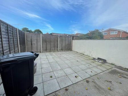 Heron Close, Weston-super-Mare - Photo 3