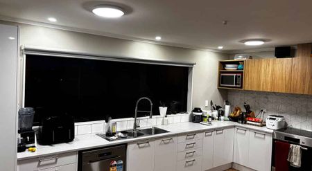 Your large family home semi furnished. - Photo 3