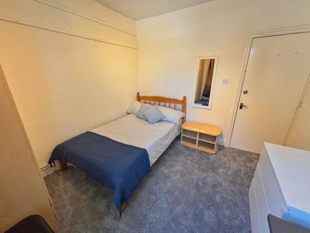 5 bedroom house share to rent - Photo 4