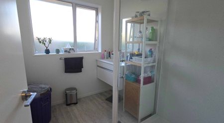 4 Bedroom family home for rent! - Photo 5