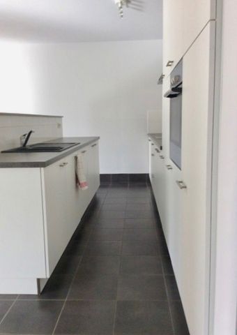 Ruim gelijkvloers appartement met terras en tuin nabij UZ Gent - Foto 4