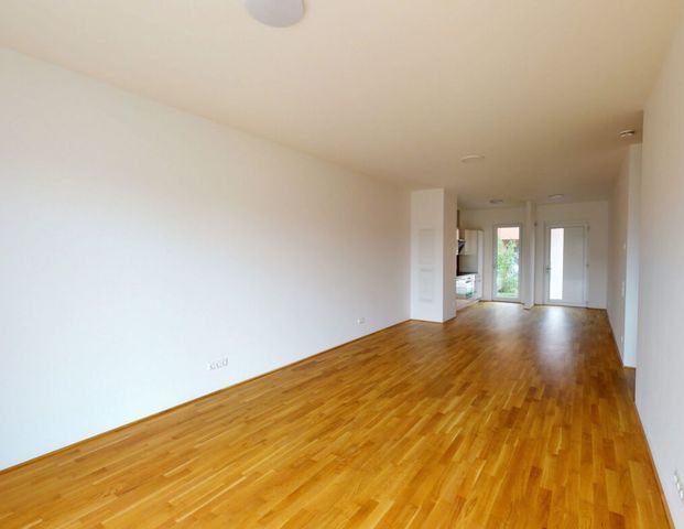 Schöne 3-Zimmer-Wohnung am Zollhafen direkt am Rhein - Foto 1