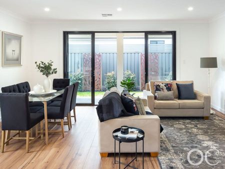 Open The Door To Family Space & Easy City Living - Photo 2