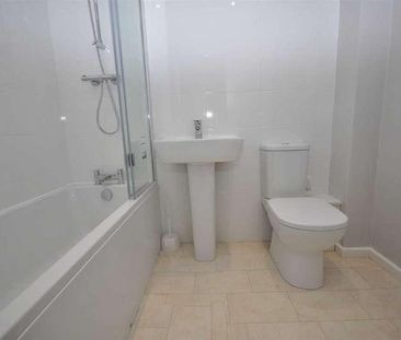 West House Court, Macclesfield, Cheshire, SK10 - Photo 3