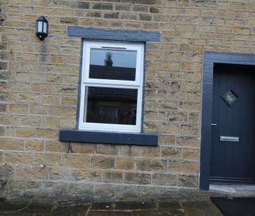 2 bedroom terraced house to rent - Photo 1