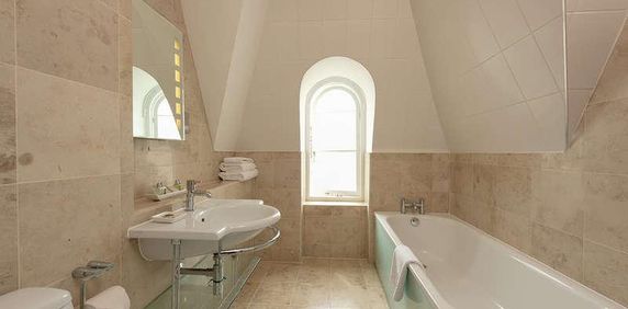 Prince Of Wales Terrace, Kensington, London, W8 - Photo 2