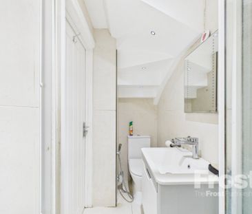 Staines Road, Feltham,TW14 - Photo 2